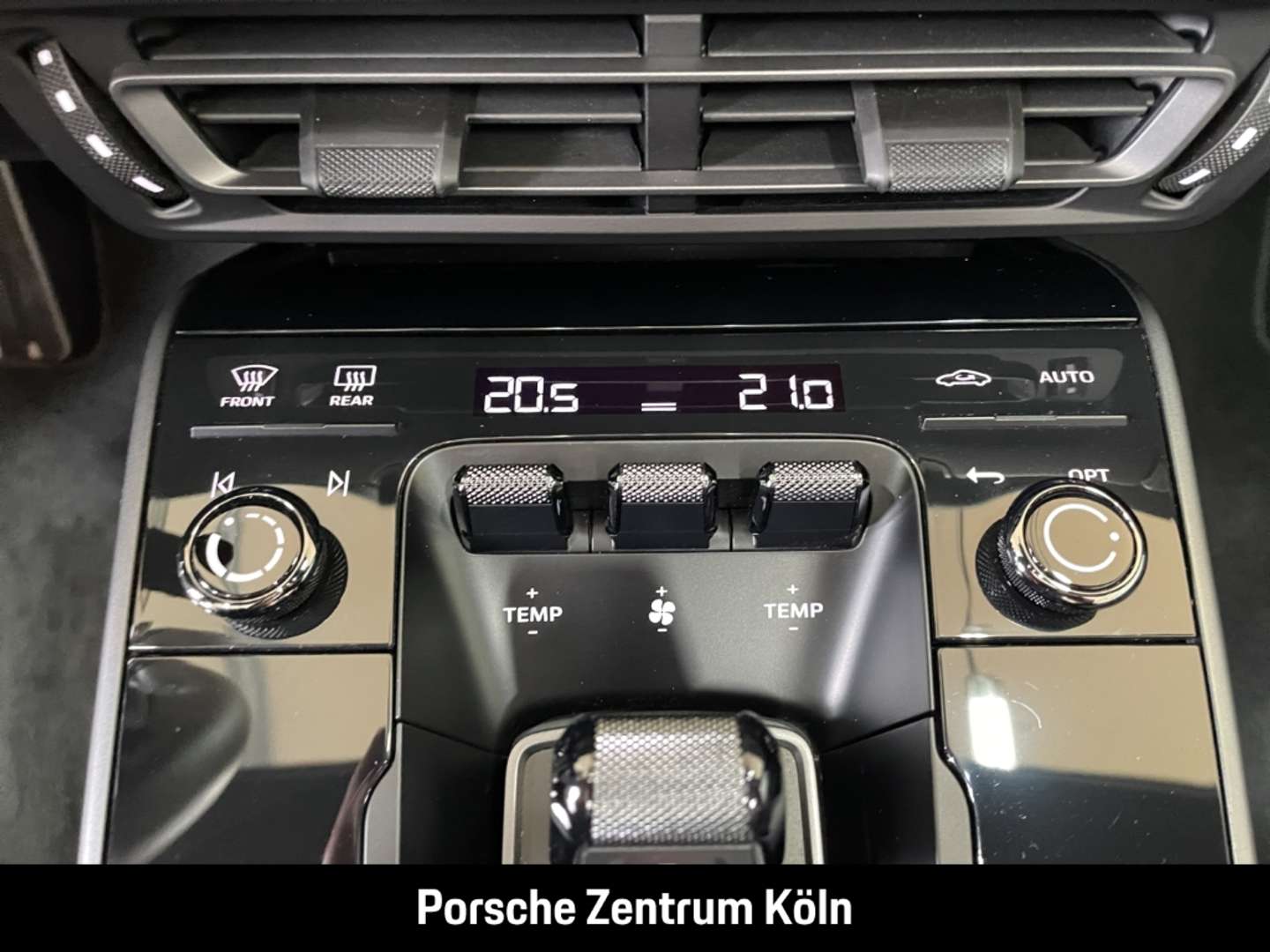 Porsche 992 I Carrera 4 - 2022 - Joinsteer - #17
