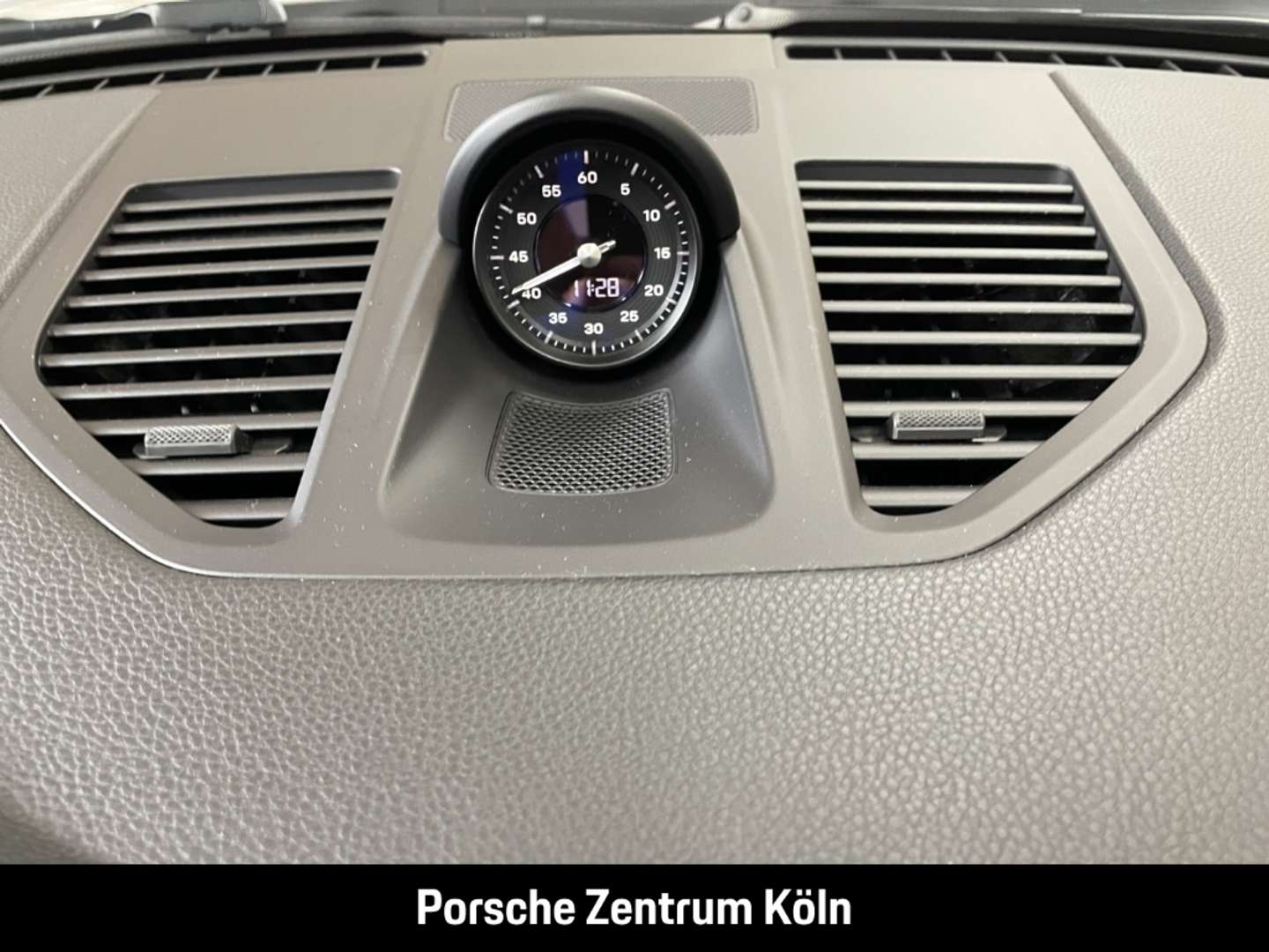 Porsche 992 I Carrera 4 - 2022 - Joinsteer - #27