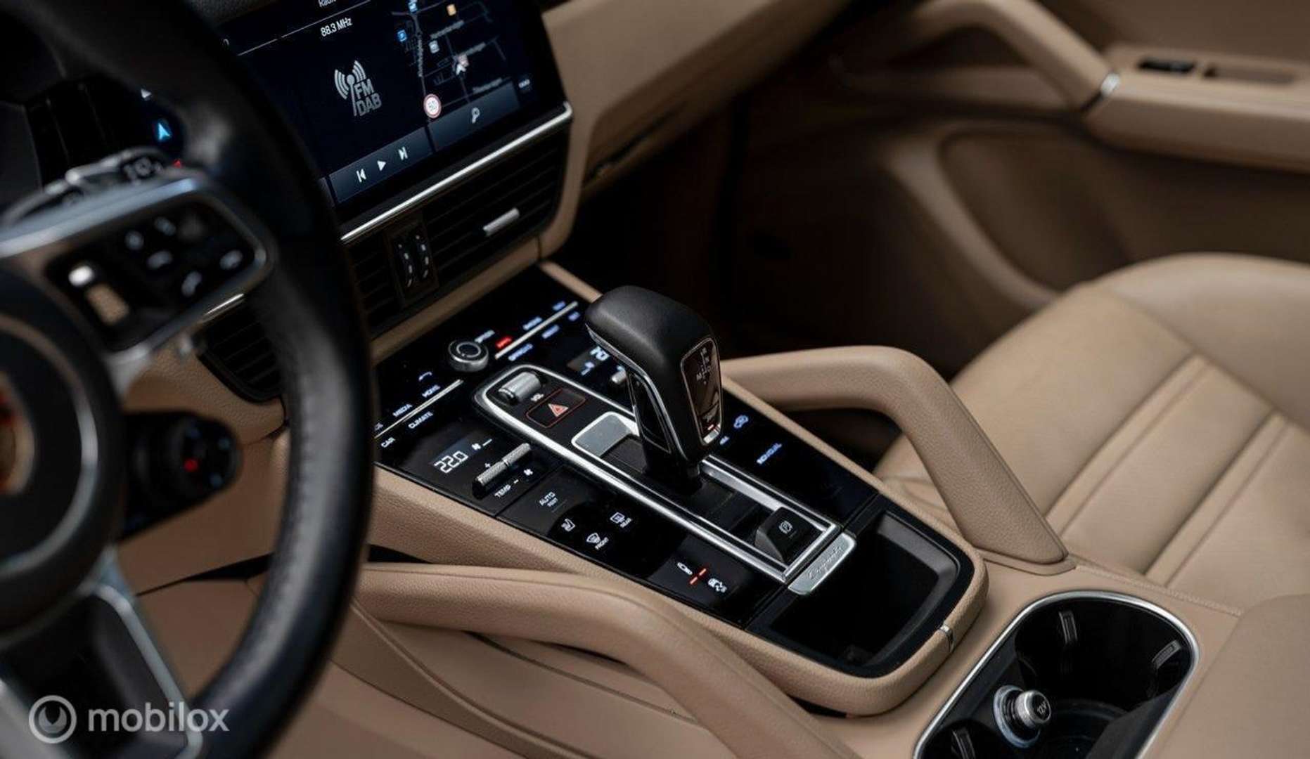 Porsche Cayenne III Turbo Platinum Edition - 2023 - Joinsteer - #18