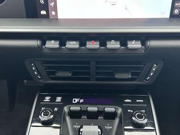 Porsche 992 II Carrera — photo 15