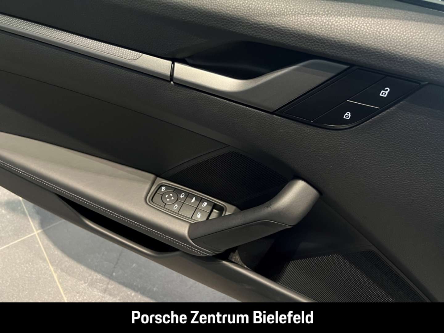 Porsche 992 I Carrera - 2024 - Joinsteer - #22