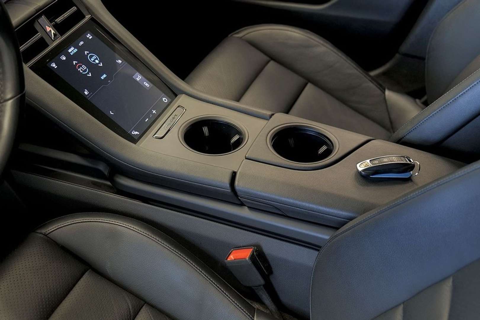 Porsche Taycan - 2023 - Joinsteer - #25