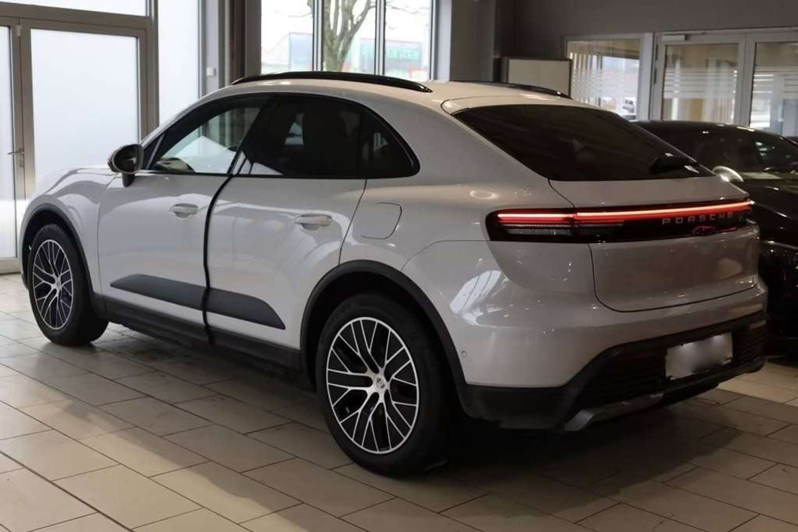 Porsche Macan Electrique - 2024 - Joinsteer - #2