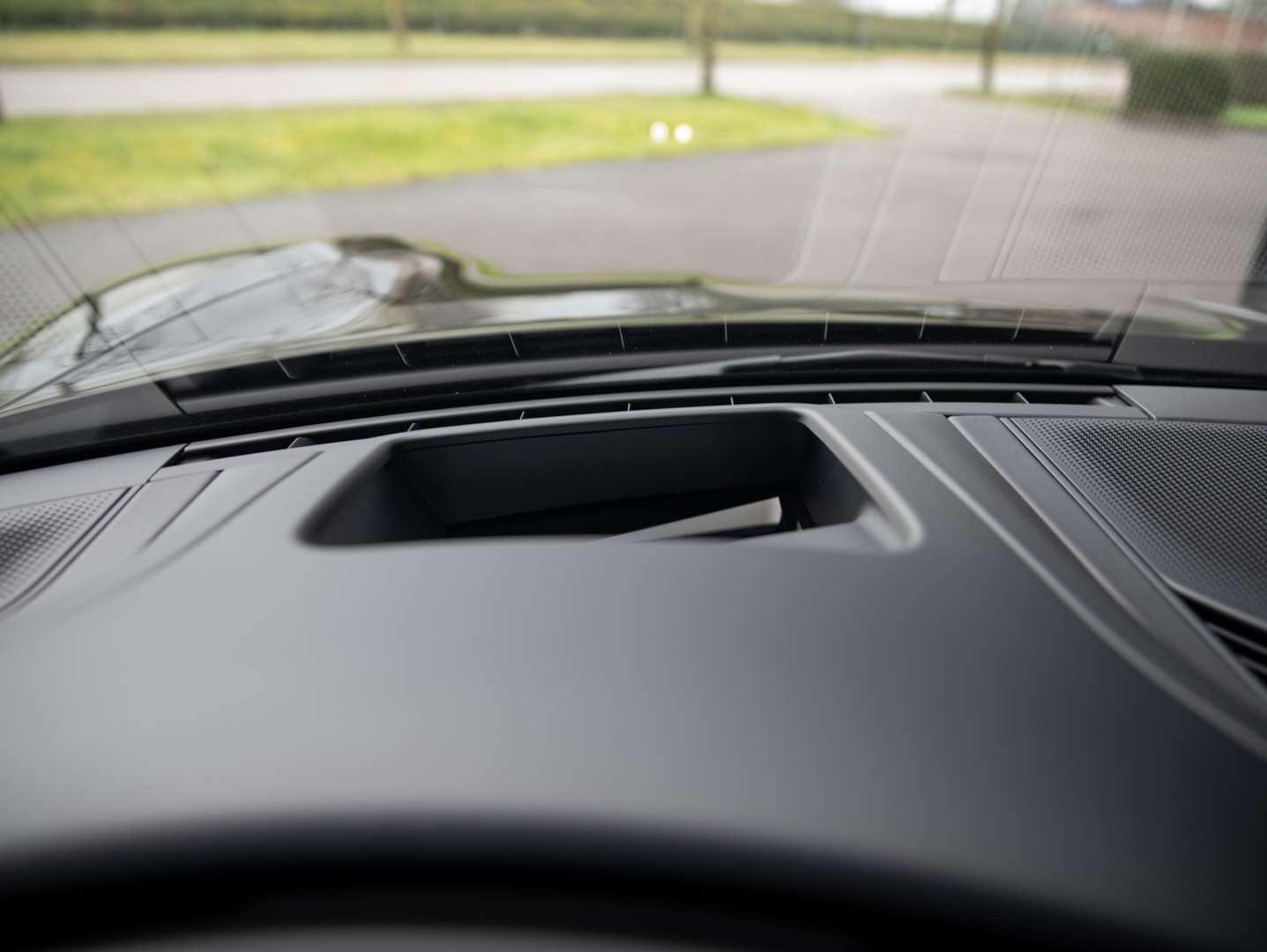 Porsche Taycan 4S - 2024 - Joinsteer - #40