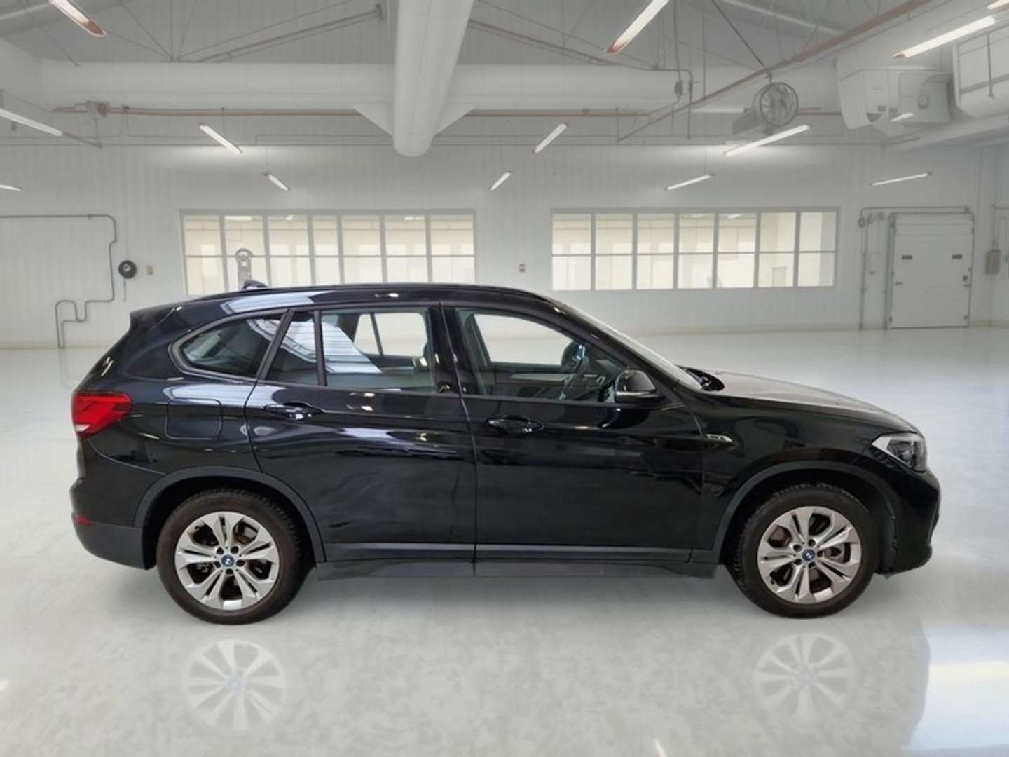 BMW X1 Business XDrive25e - 2022 - Joinsteer - #3