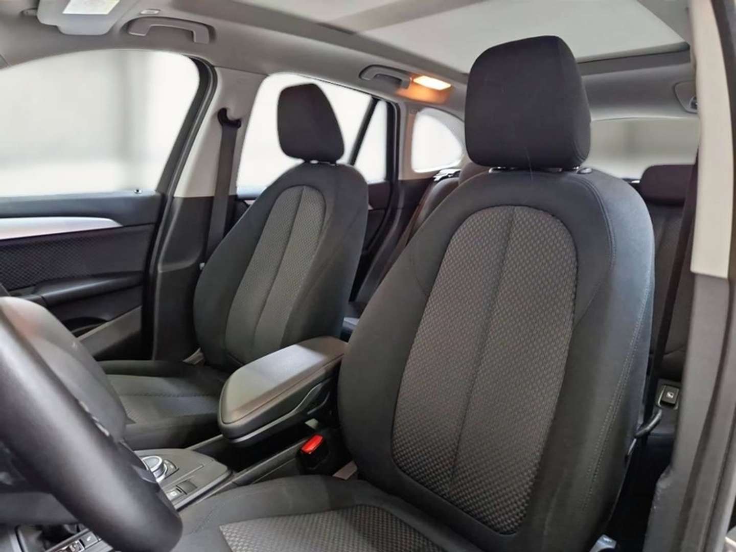 BMW X1 Business XDrive25e - 2022 - Joinsteer - #9