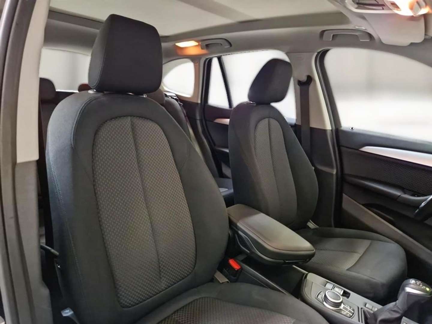 BMW X1 Business XDrive25e - 2022 - Joinsteer - #10