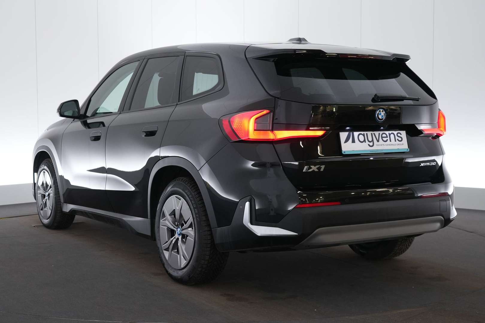 BMW IX1 Premium XDrive30e - 2023 - Joinsteer - #4