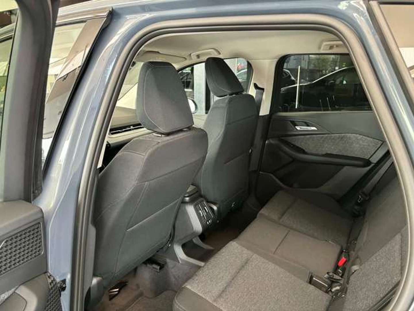 BMW 218i Active Tourer - 2025 - Joinsteer - #4