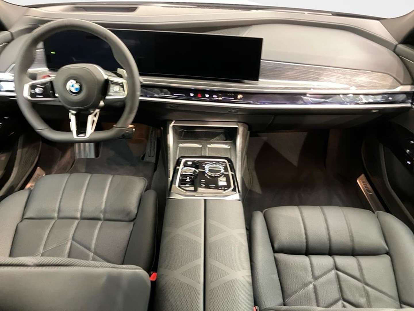 BMW 740 M Sport - 2025 - Joinsteer - #9