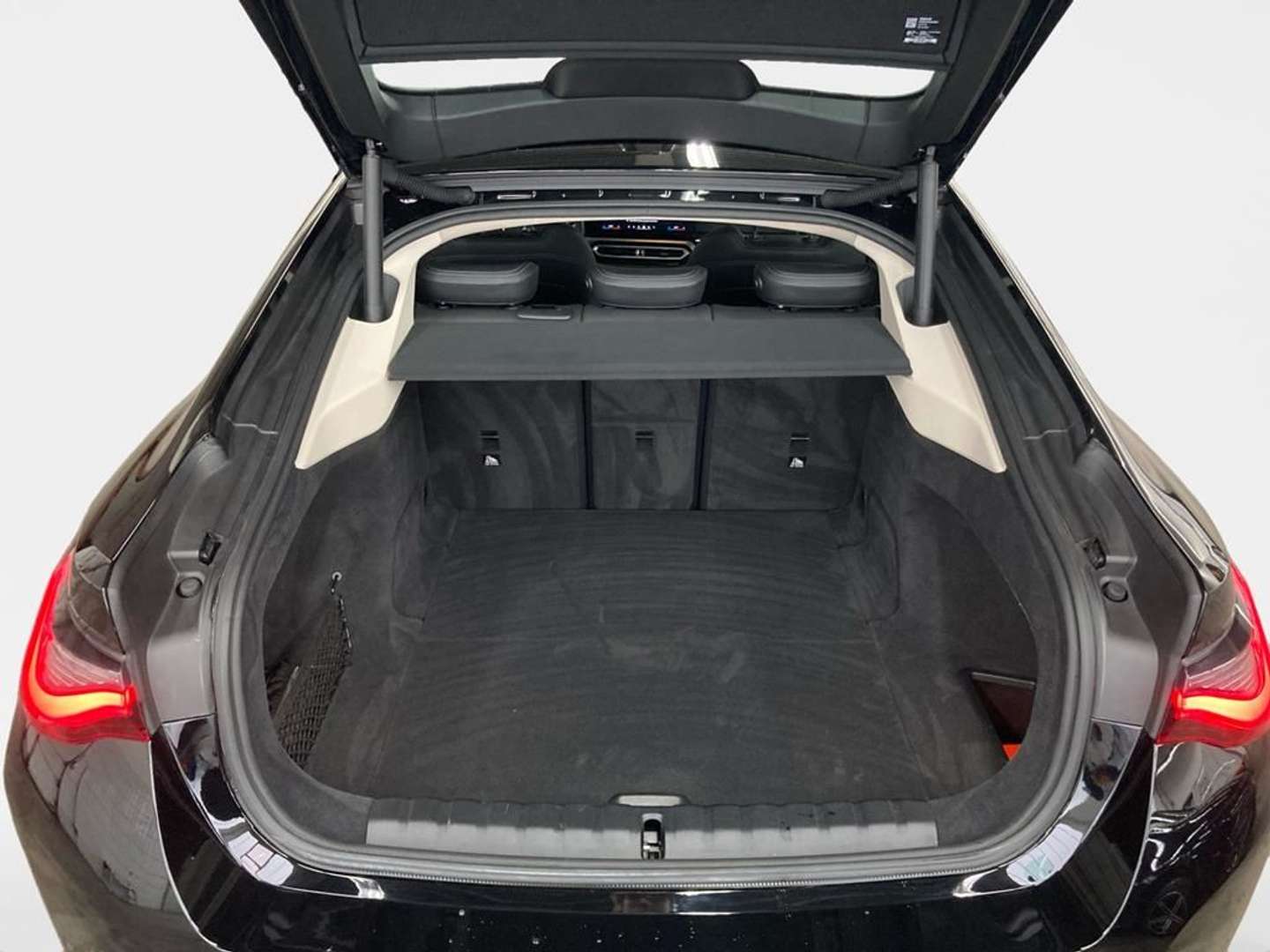 BMW I4 - 2023 - Joinsteer - #15