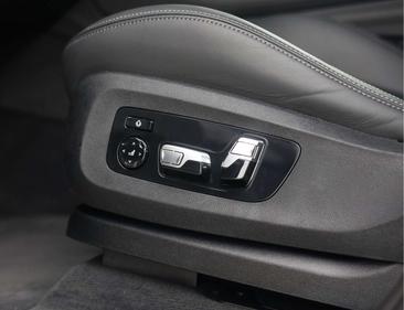 BMW X5 50e XDrive — photo 28