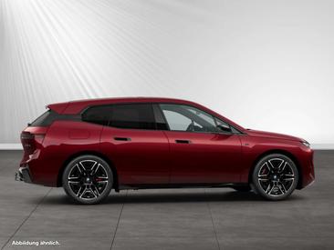 BMW IX M70 — photo 9