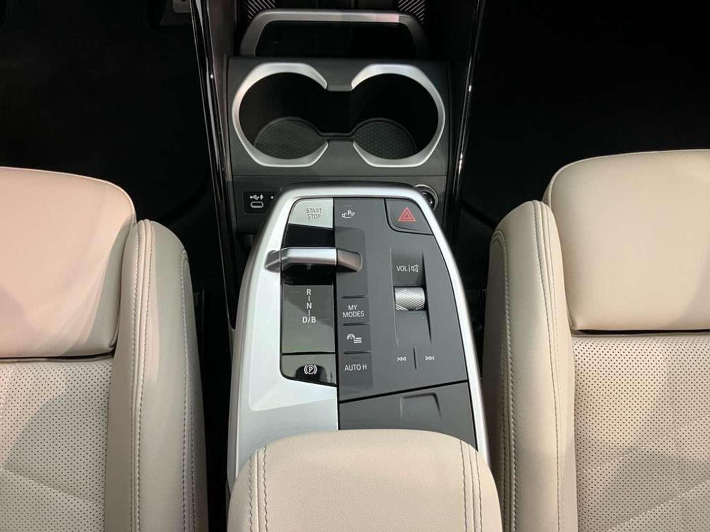 BMW IX1 - 2023 - Joinsteer - #7