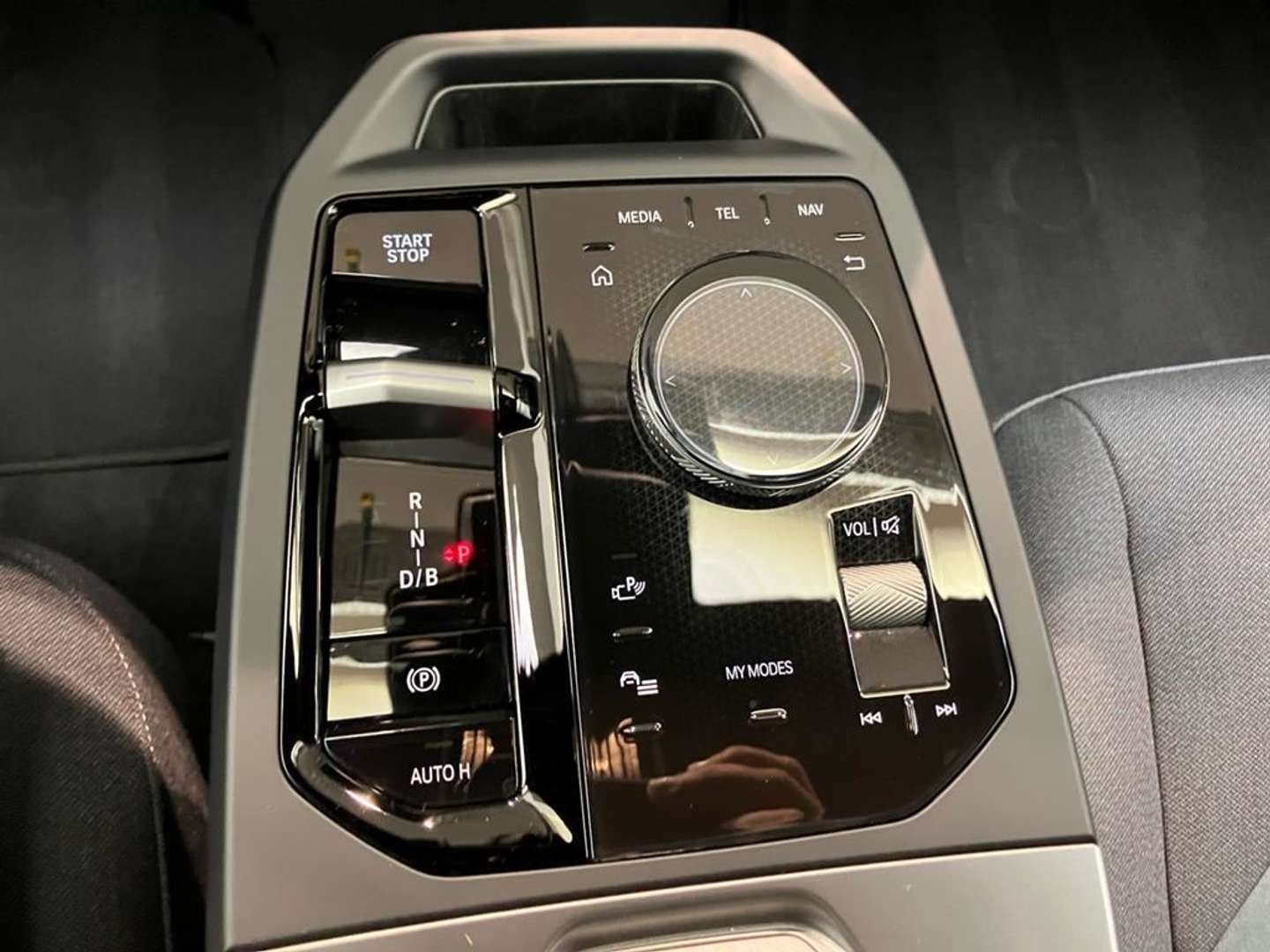 BMW IX - 2025 - Joinsteer - #17