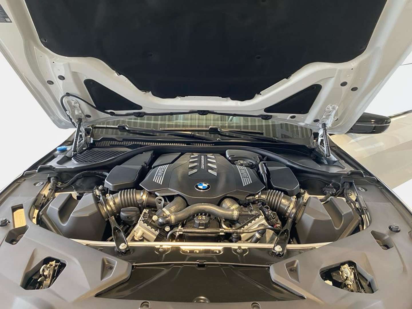 BMW Série 8 M Sport M850 - 2025 - Joinsteer - #15