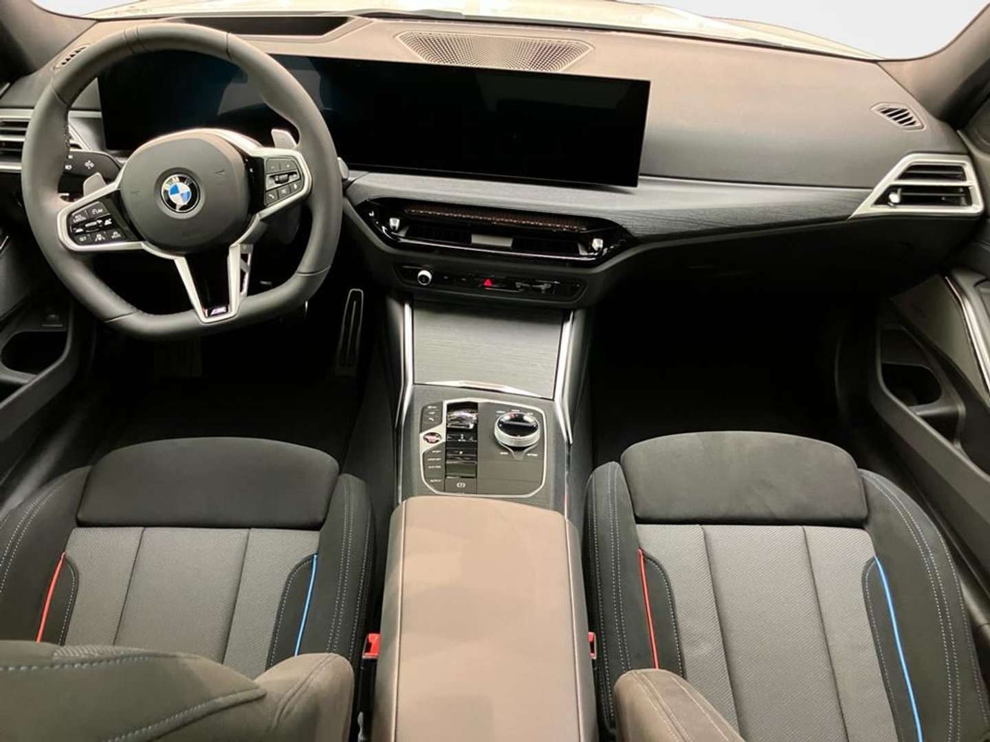 BMW 330 M Sport - 2025 - Joinsteer - #10