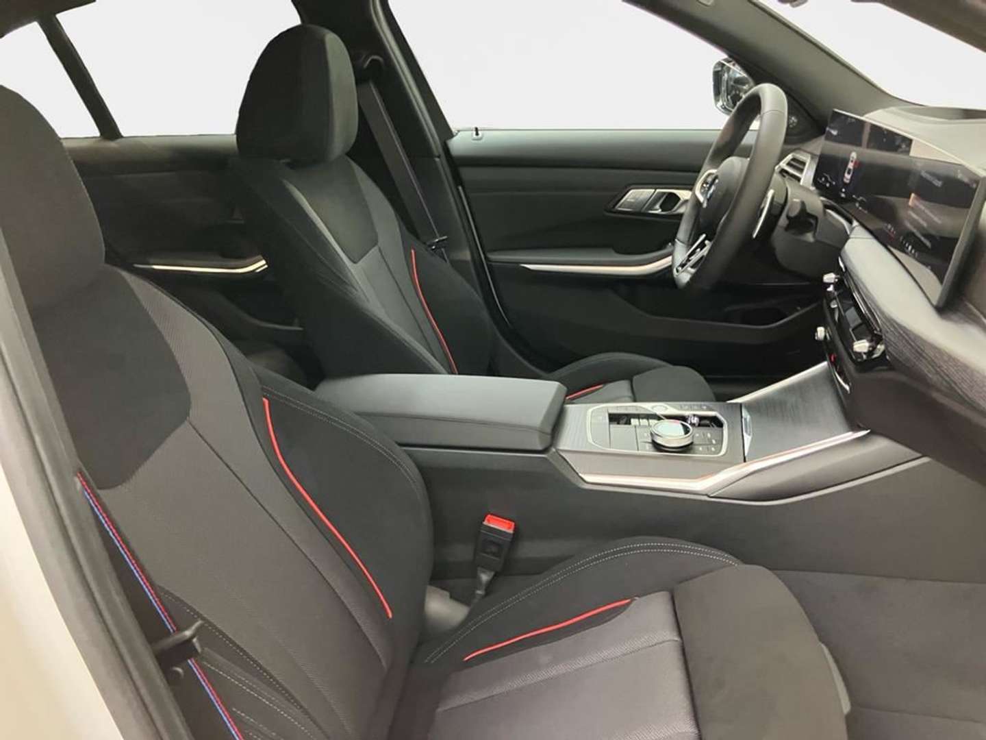 BMW 330 M Sport - 2025 - Joinsteer - #12