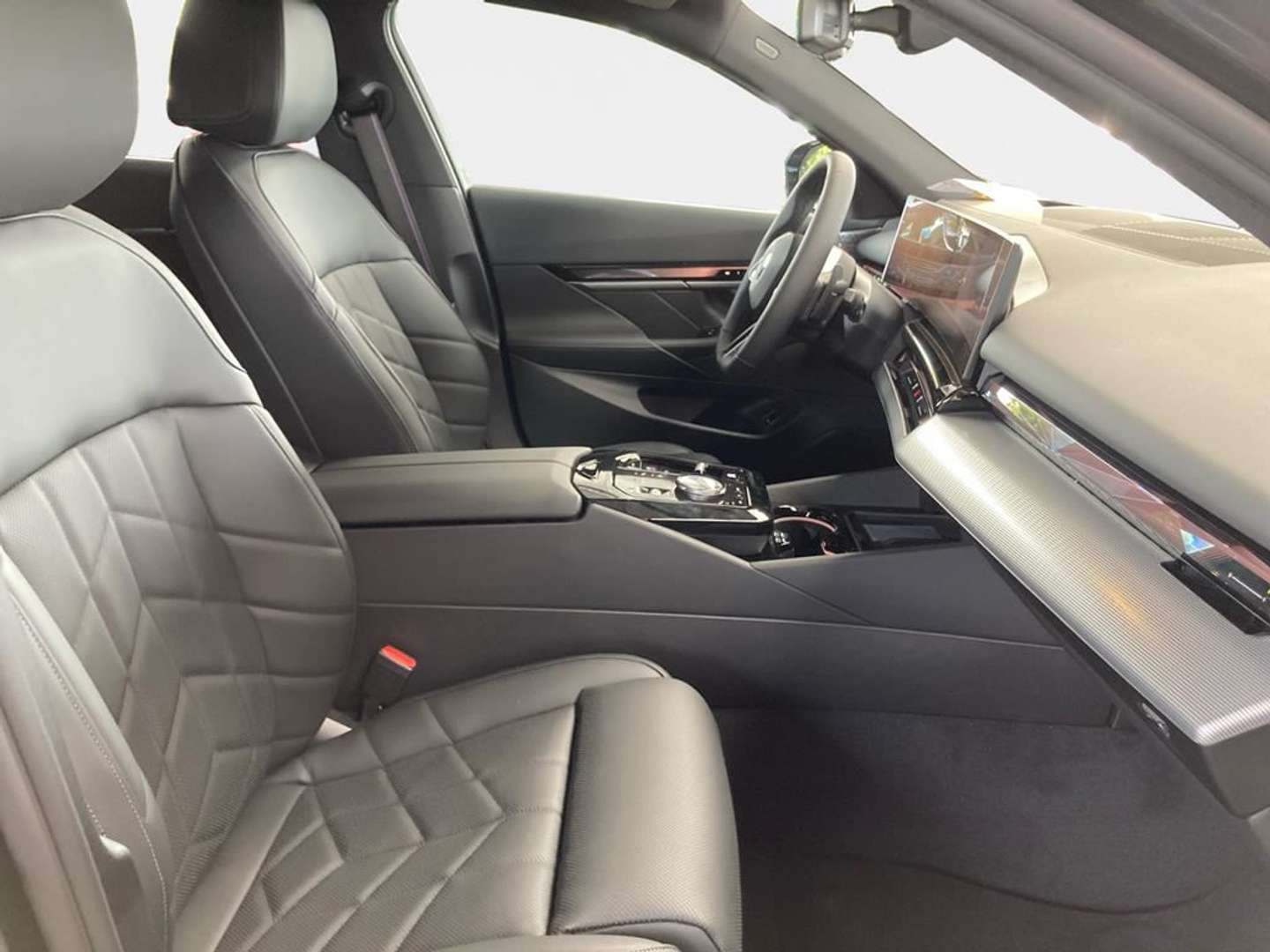 BMW 540 M Sport - 2025 - Joinsteer - #12