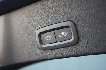 Volvo C40 Recharge PLUS — photo 8