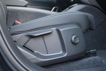 Volvo C40 Recharge PLUS — photo 19