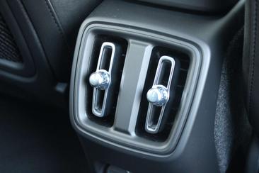 Volvo C40 Recharge PLUS — photo 25