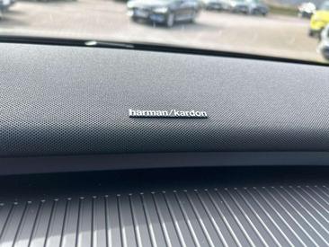 Volvo EX30 Plus — photo 26