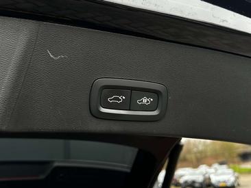 Volvo XC40 T5 Recharge R-Design — photo 30