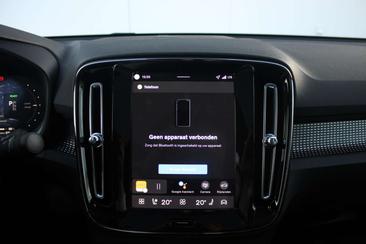 Volvo C40 Recharge PLUS — photo 41