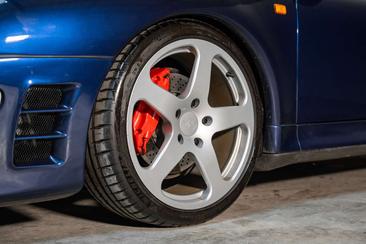 Porsche 993 Turbo — photo 13