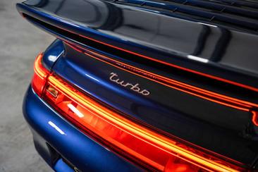 Porsche 993 Turbo — photo 18
