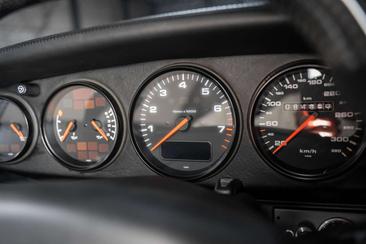 Porsche 993 Turbo — photo 41