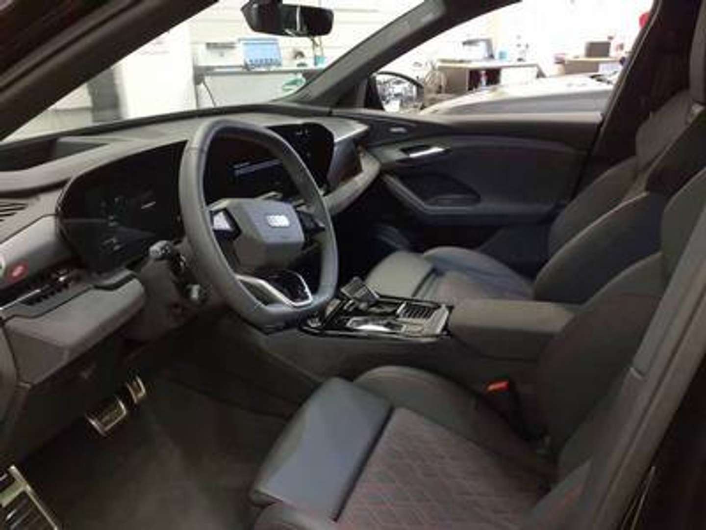 Audi Q6 E-tron S-LINE - 2025 - Joinsteer - #3