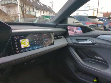 Audi A6 Avant E-tron S Line Performance — photo 15