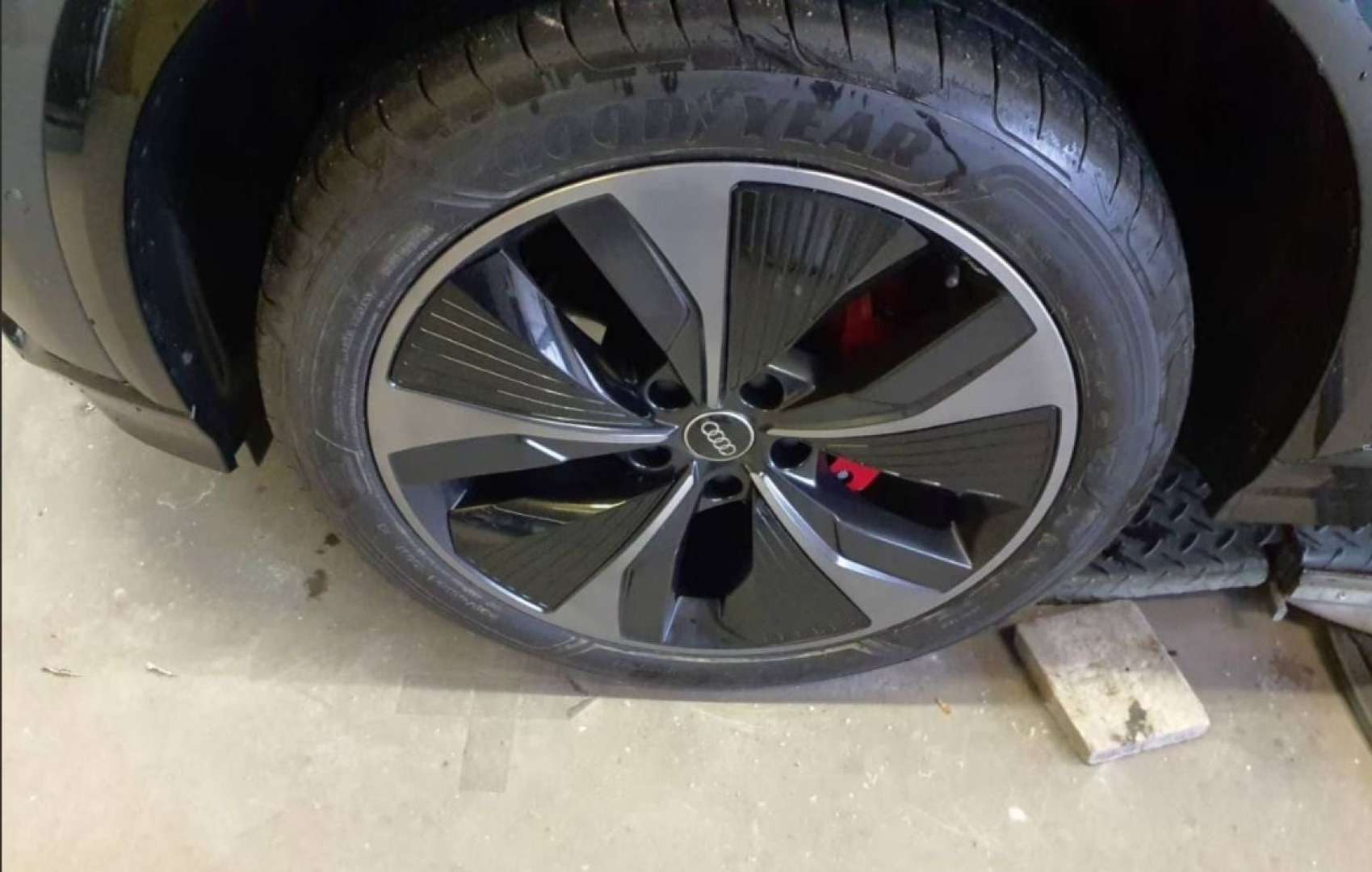 Audi Q6 E-tron S Line Edition One - 2024 - Joinsteer - #6