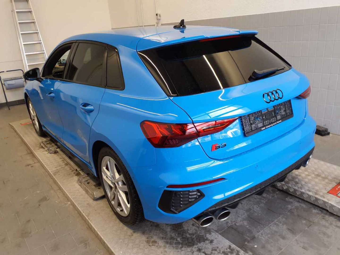 Audi S3 Sportback Carbon Black - 2023 - Joinsteer - #3