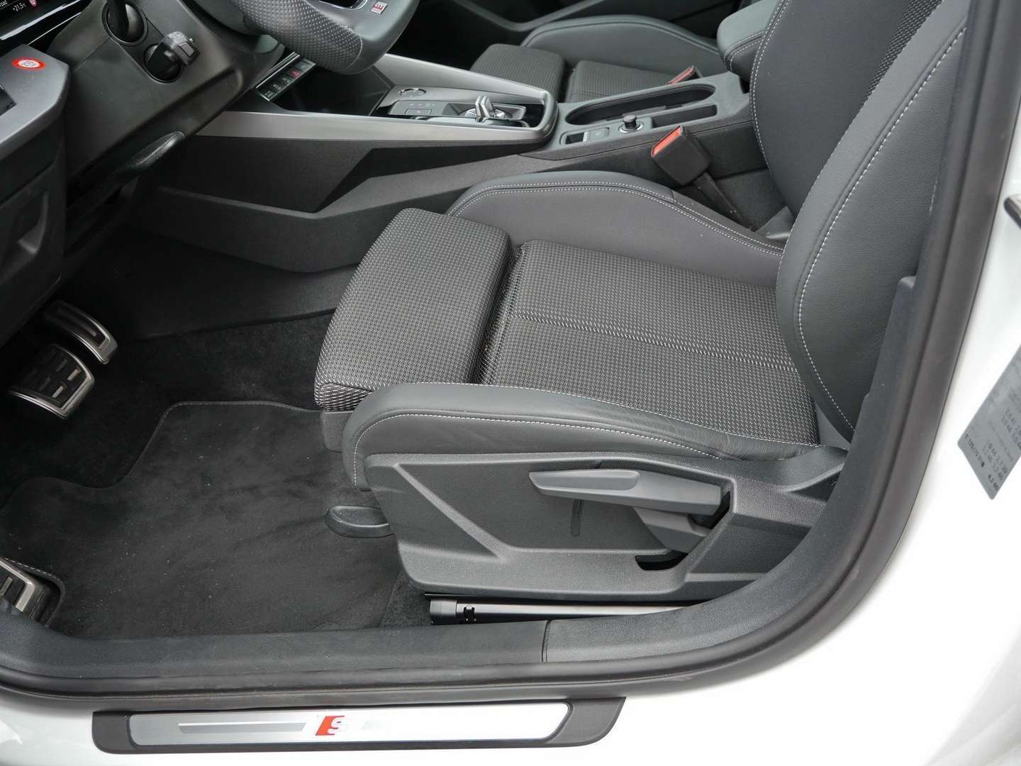 Audi S3 Business 2.0 TFSI - 2024 - Joinsteer - #20