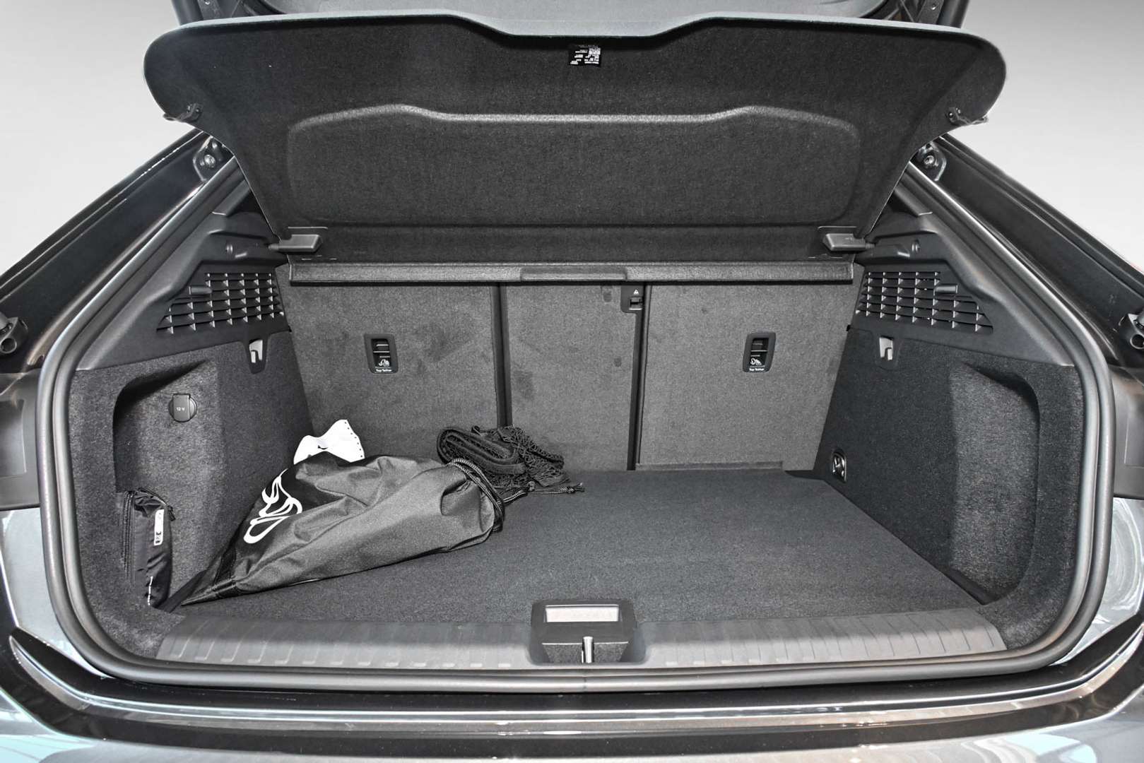 Audi A3 S Line 45 TFSI E - 2025 - Joinsteer - #6