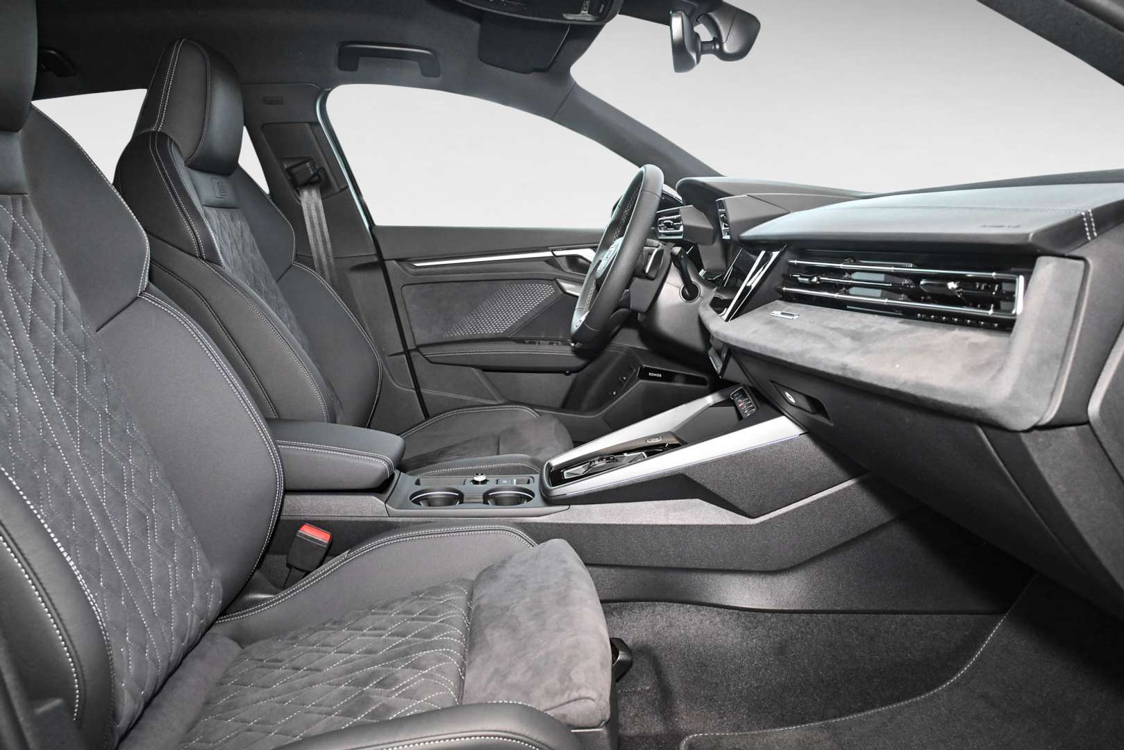 Audi A3 S Line 45 TFSI E - 2025 - Joinsteer - #7