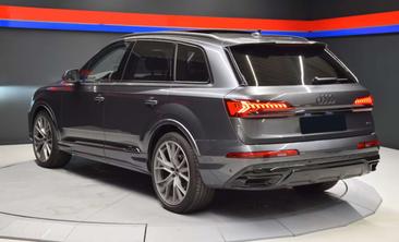 Audi Q7 50 TDI — photo 4