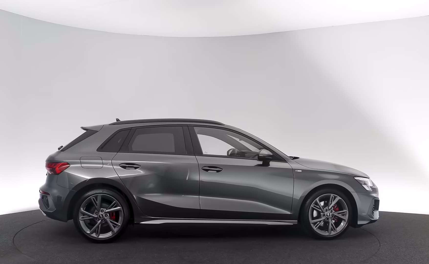 Audi A3 Sportback S Line 30 TFSI - 2022 - Joinsteer - #2