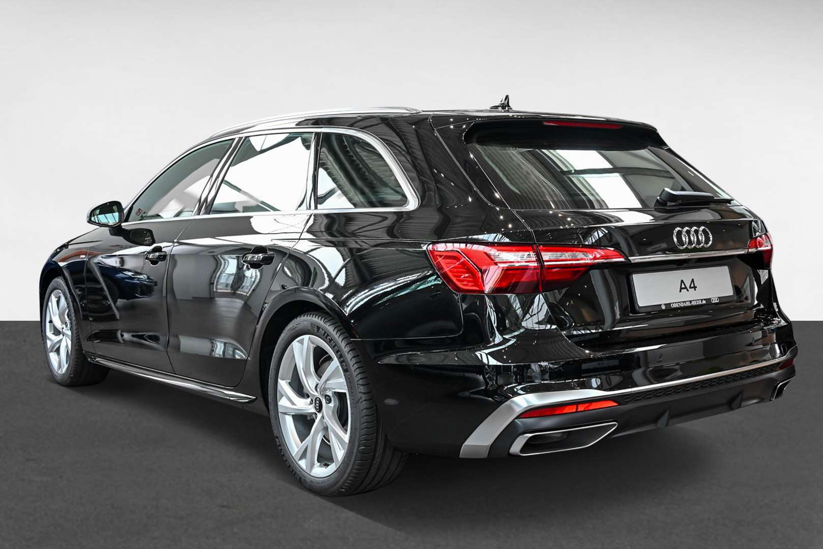 Audi A4 S Line Avant 35 TDI - 2024 - Joinsteer - #3
