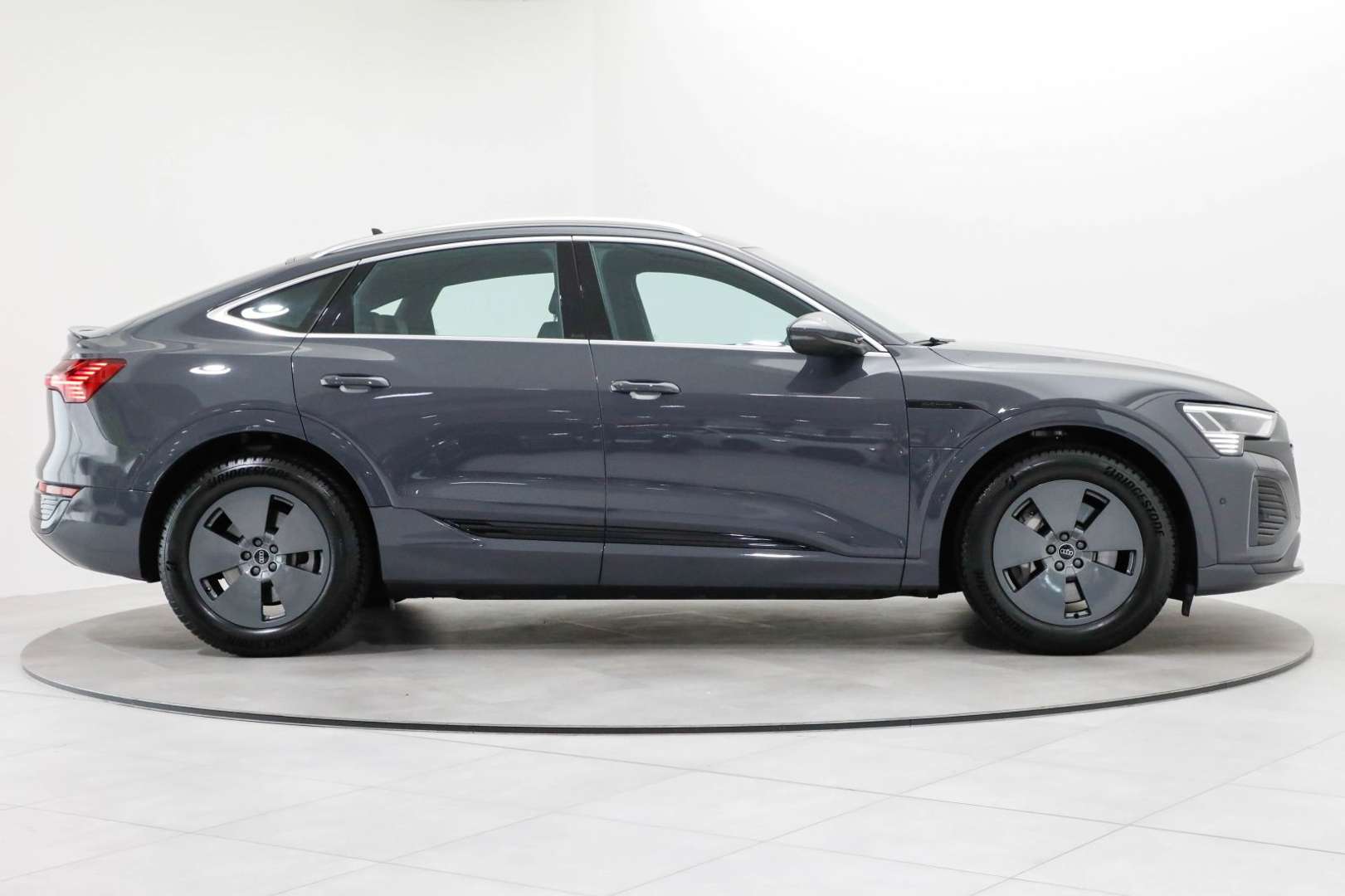 Audi Q8 E-tron Sportback S Line 55 - 2024 - Joinsteer - #5