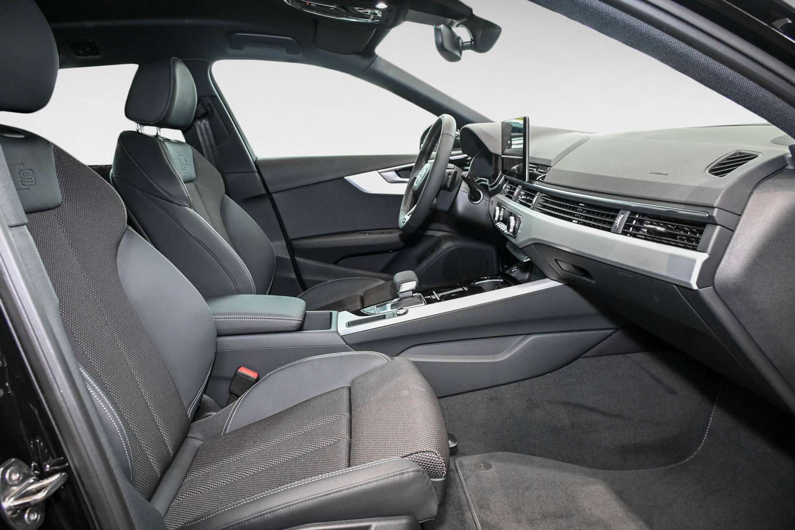 Audi A4 S Line Avant 35 TDI - 2024 - Joinsteer - #7