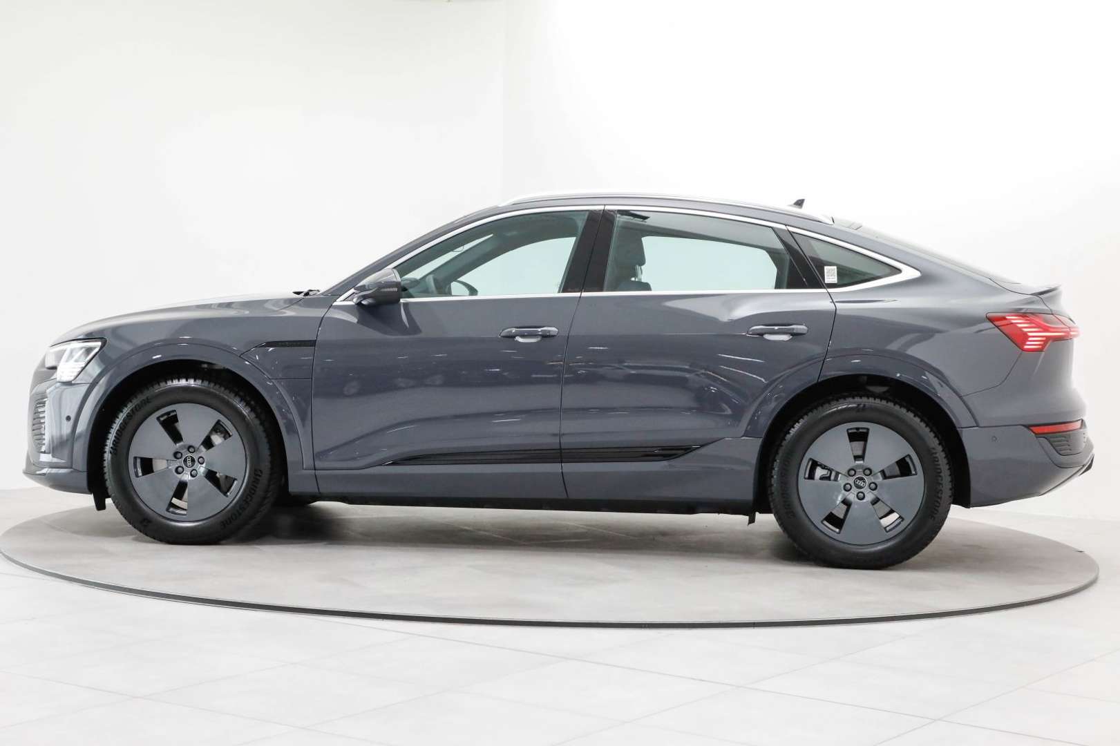 Audi Q8 E-tron Sportback S Line 55 - 2024 - Joinsteer - #11