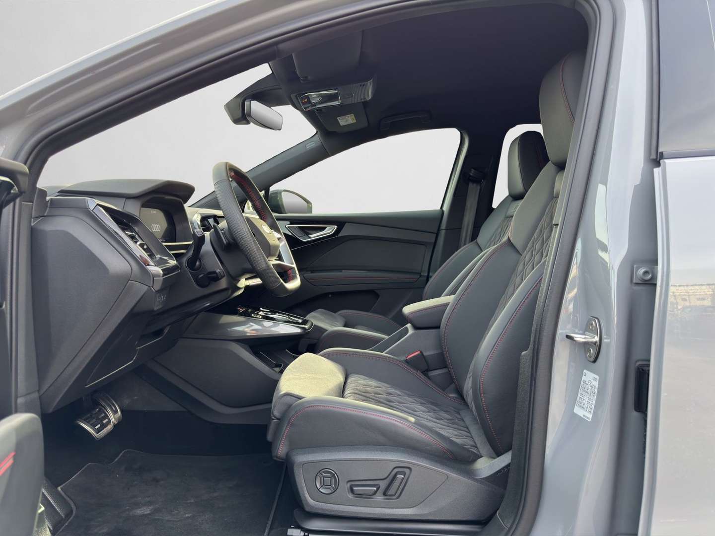 Audi Q4 E-tron S Line 45 - 2025 - Joinsteer - #11