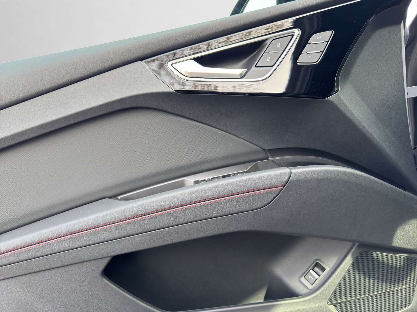 Audi Q4 E-tron S Line 45 - 2025 - Joinsteer - #12