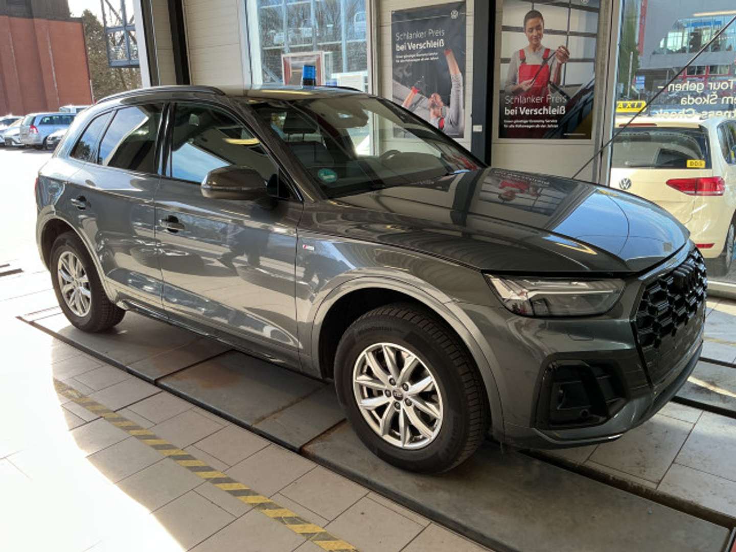 Audi Q5 S Line 40 TDI - 2024 - Joinsteer - #2