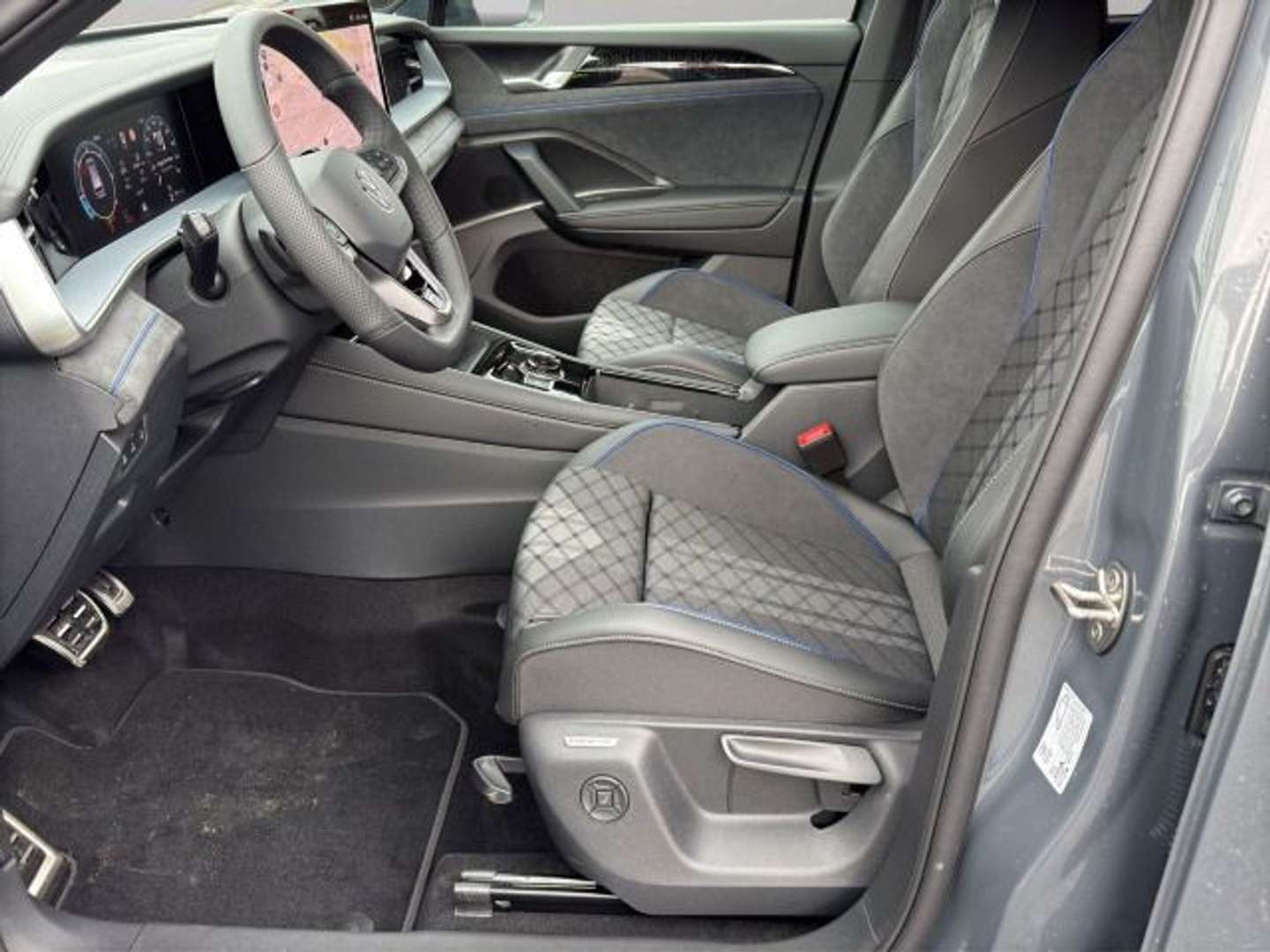 Volkswagen T-CROSS R-Line TDI 4Motion - 2026 - Joinsteer - #9