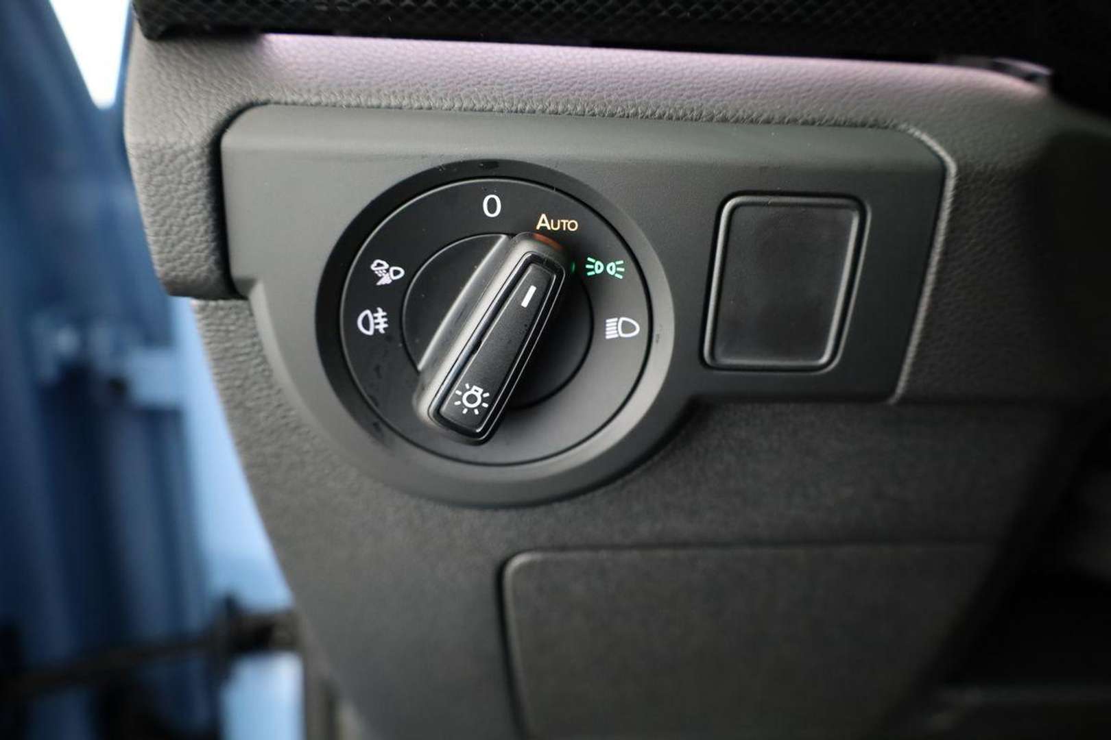 Volkswagen T-CROSS R-Line - 2025 - Joinsteer - #7